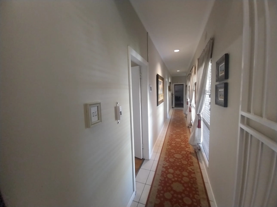 5 Bedroom Property for Sale in Robertson Western Cape